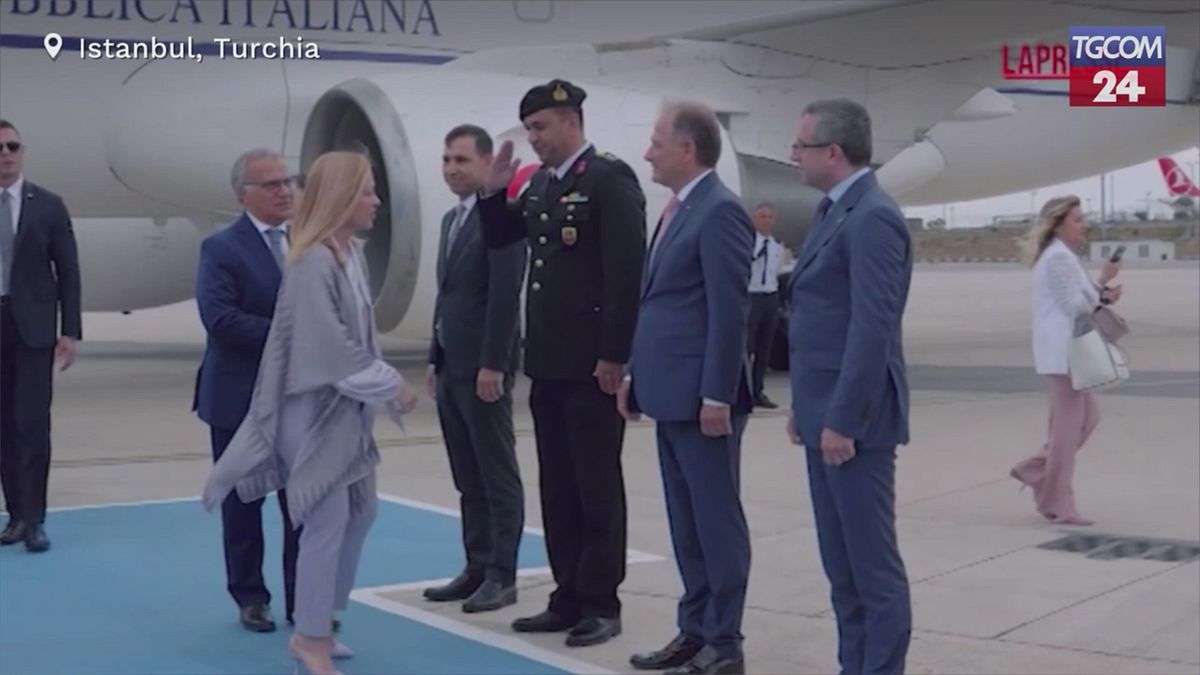 Giorgia Meloni in Turchia, l'arrivo del premier a Istanbul