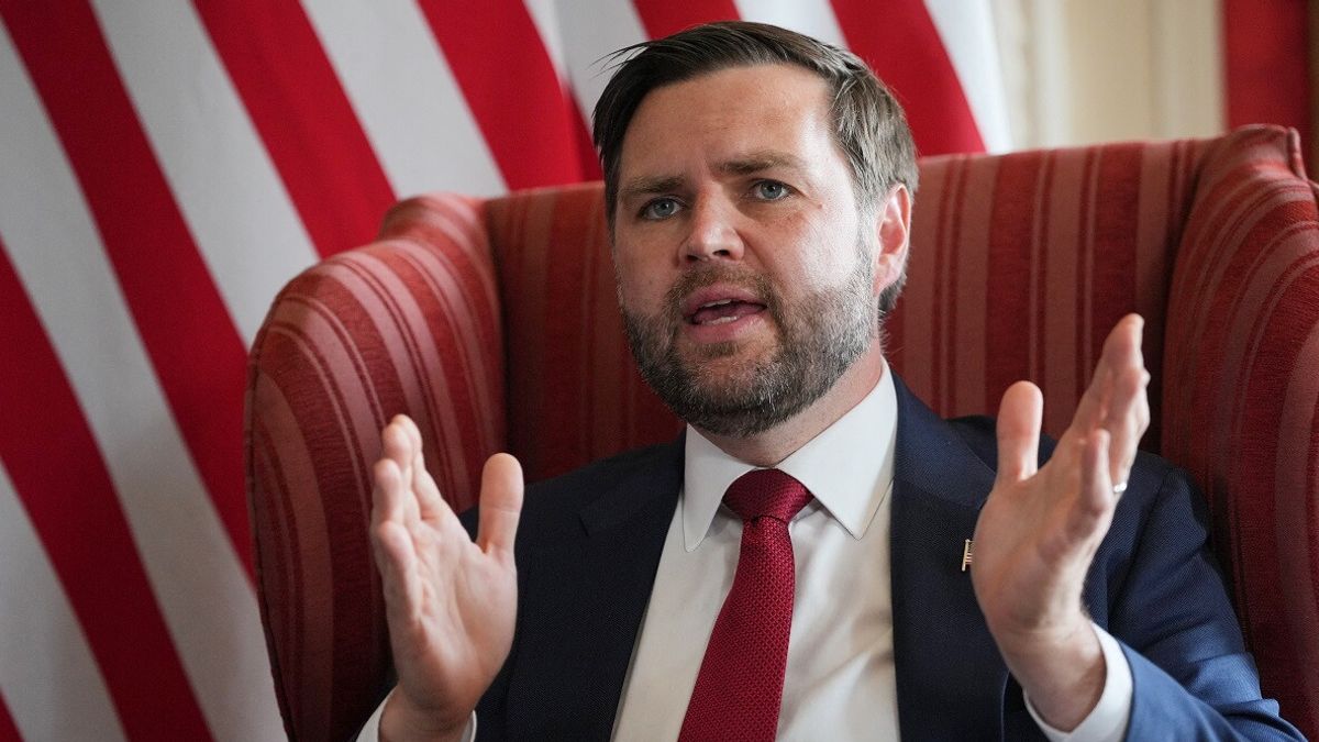 JD VANCE