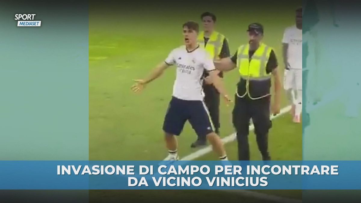 Invasione di campo per l'autografo di Vinicius e Siuuu: la giornata perfetta del tifoso