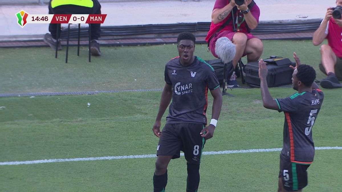 15' | Gol di Doumbia (Venezia-Mantova 1-0)