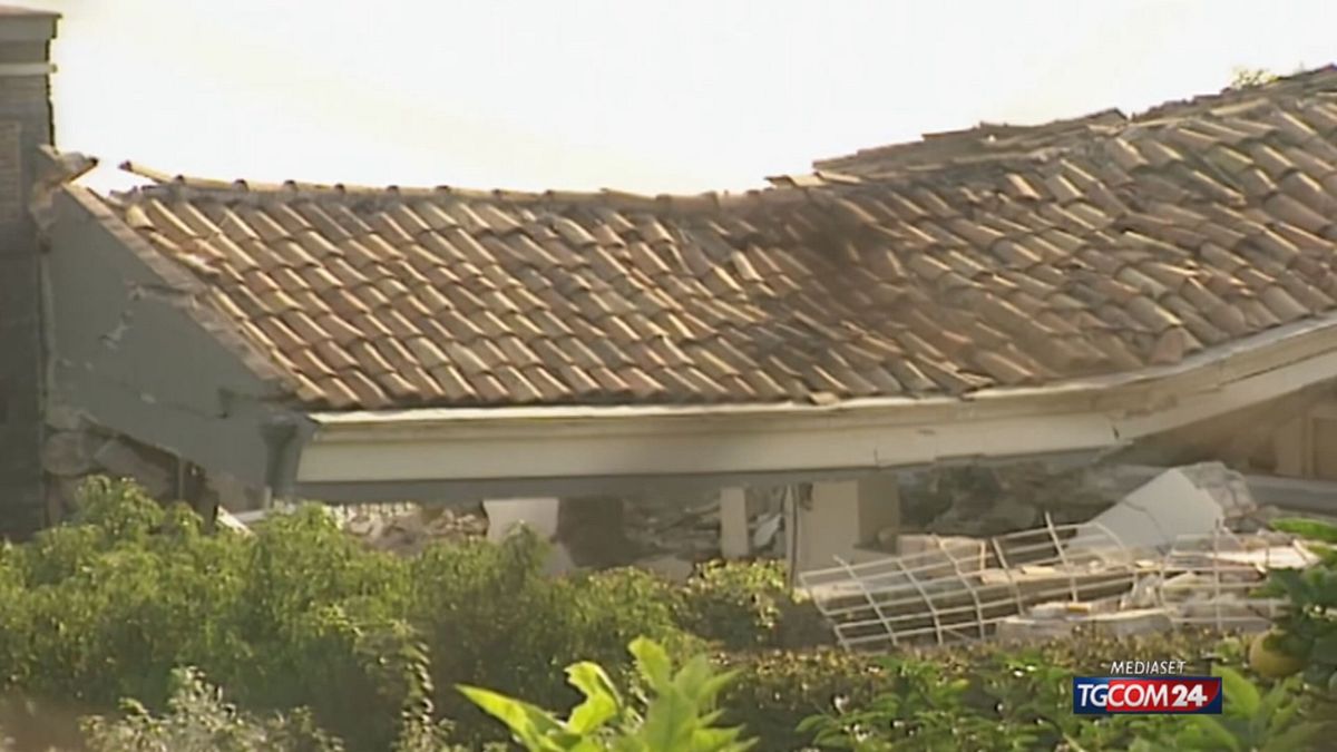 18.00 LA VILLA DI ACIREALE SRV