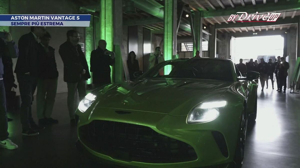 Aston Martin Vantage S