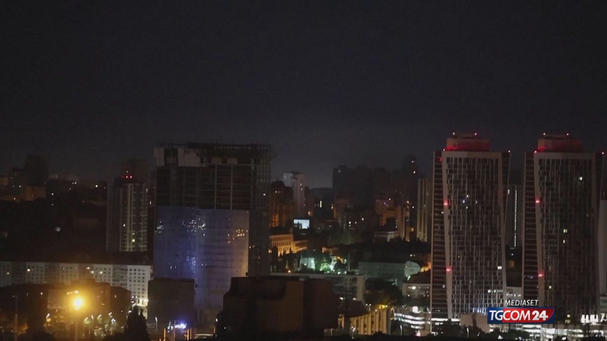 18.00 UCRAINA, KIEV CAPITALE FERITA SRV