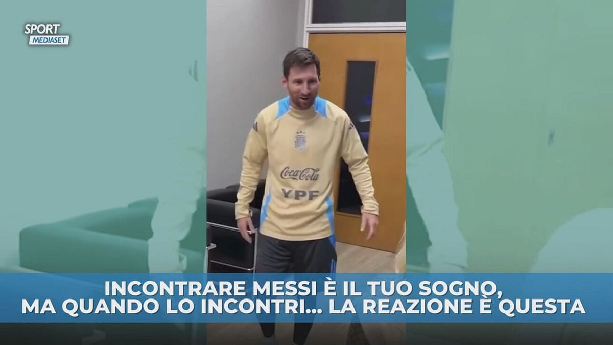 La reazione di una bambina quando vede Messi di persona