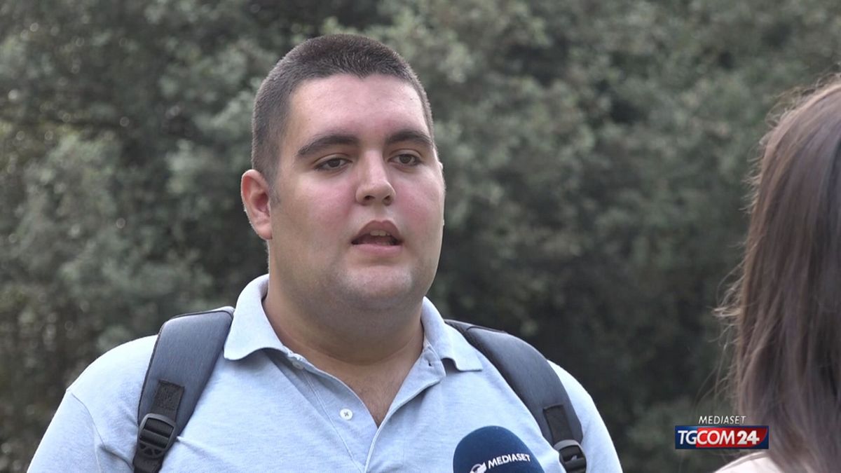 18.00 PROF AL LICEO A 21 ANNI SRV