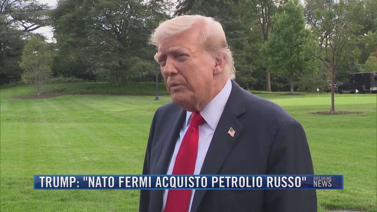 Breaking News delle 21.30 | Trump: "Nato fermi acquisto petrolio russo"