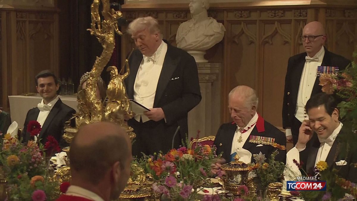 12.00 TRUMP IN UK SRV