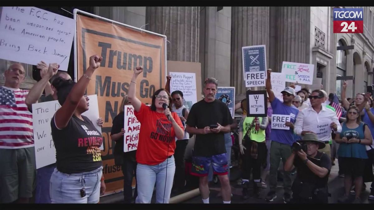 Usa, Hollywood in protesta dopo la chiusura (che piace a Trump) del "Jimmy Kimmel Live!"