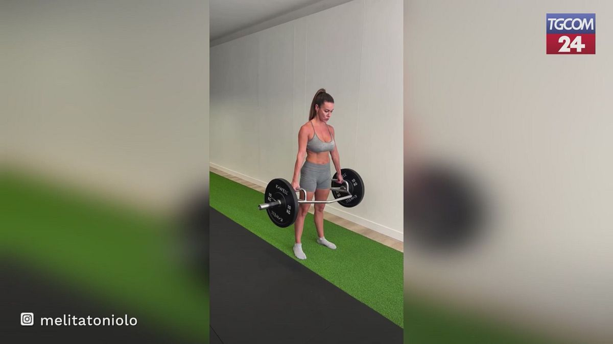 Melita Toniolo, l'intenso  workout da mamma single