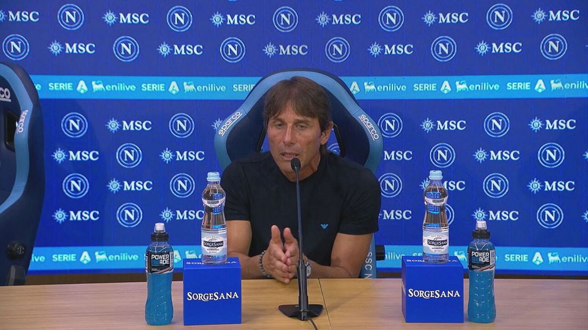 Conte: "Da fuori arrivano missili..."