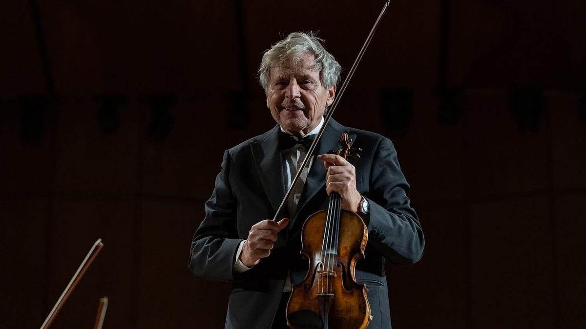  Il violinista Uto Ughi