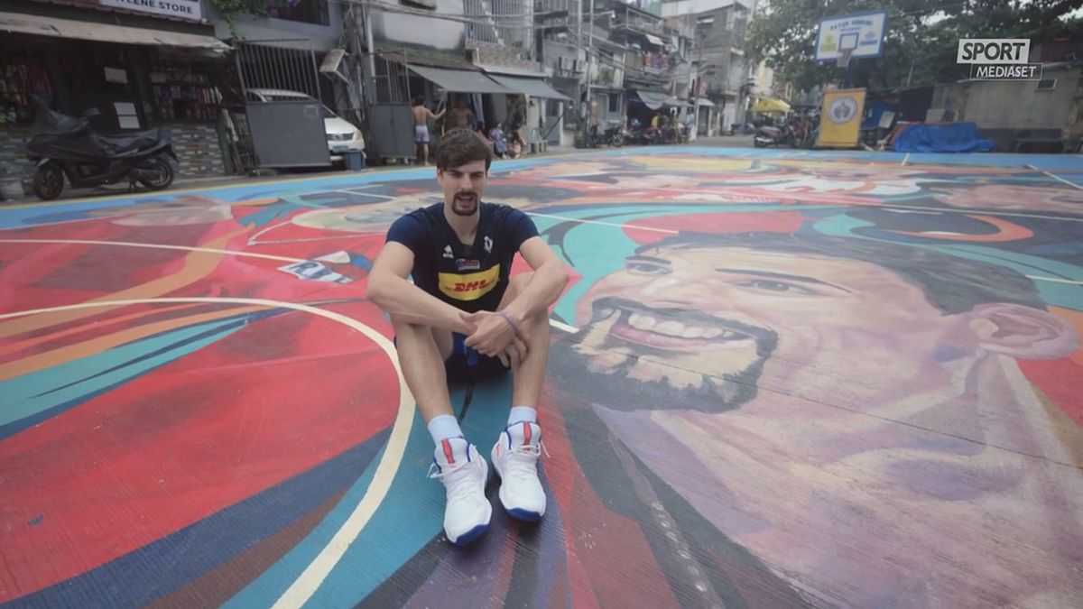 MCH GIANNELLI (VOLLEY) VISITA MURALES A MANILA MCH