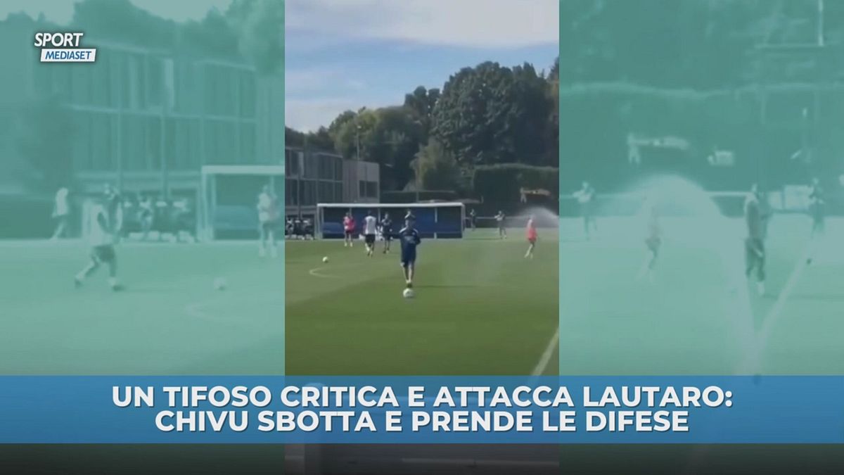 Chivu contro un tifoso dell'Inter