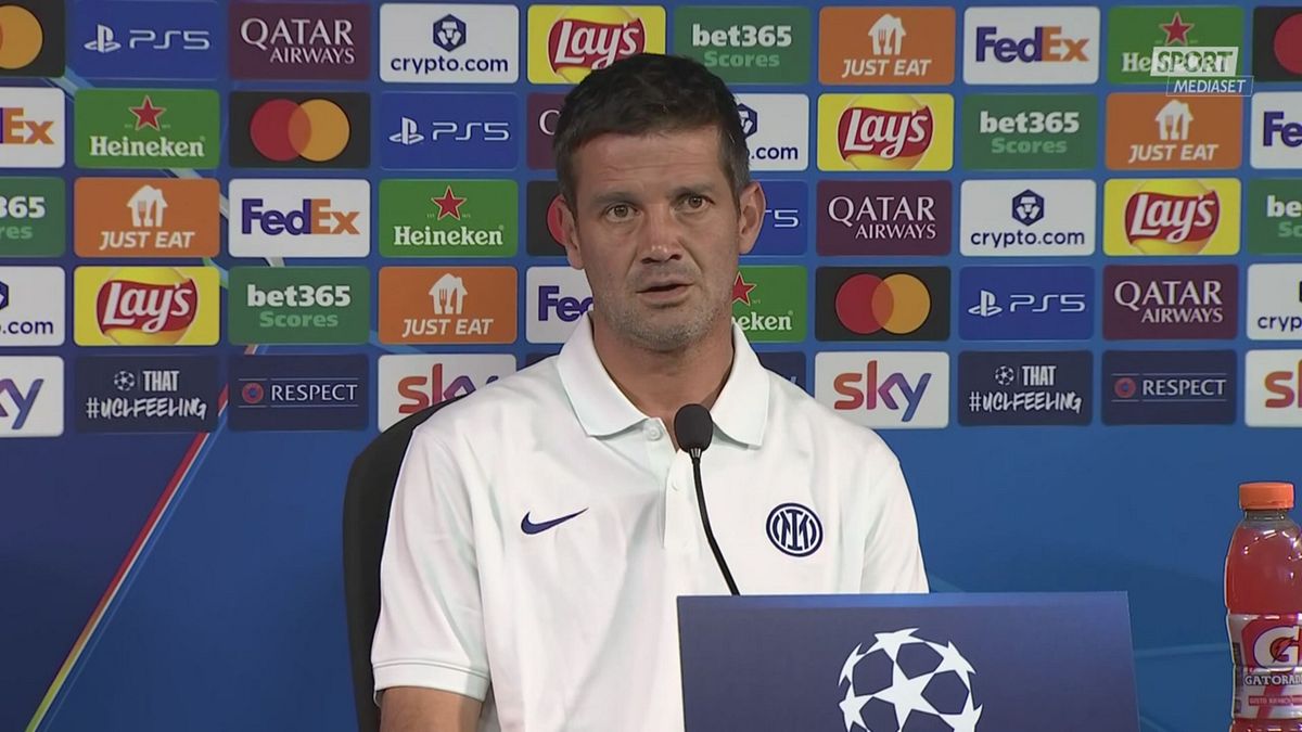 DICH CHIVU SU ESSERE DOMINANTI PRE SLAVIA PRAGA 29/09 ok