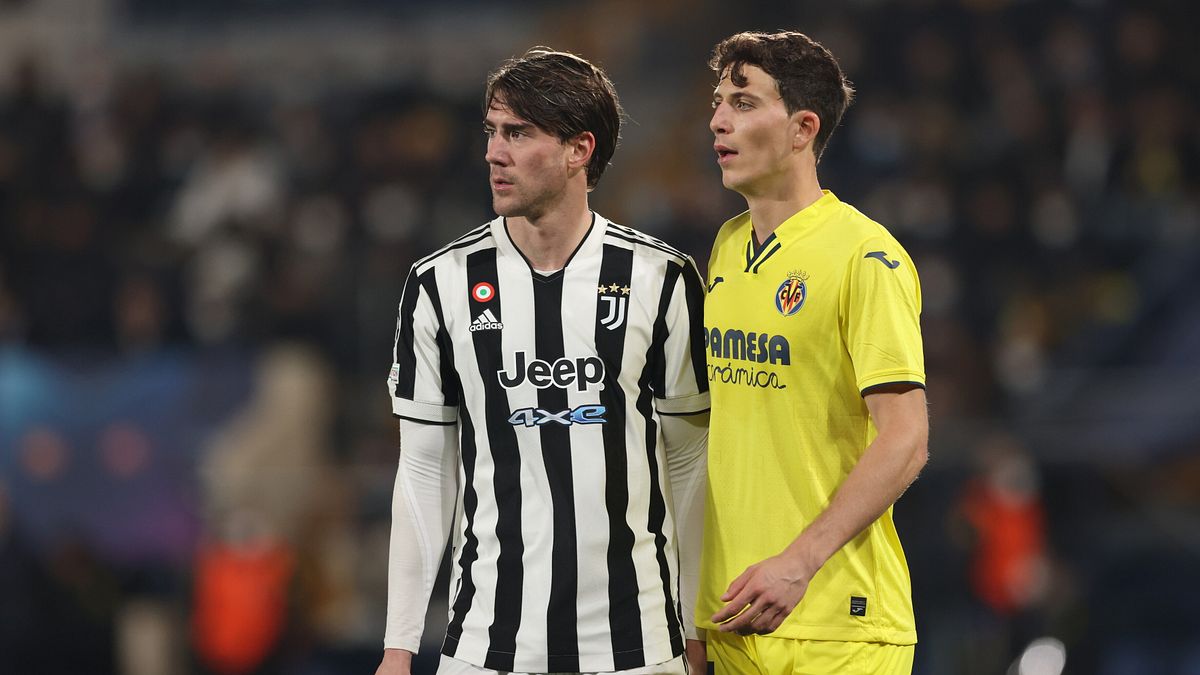 Vlahovic contro il Villarreal nel 2022