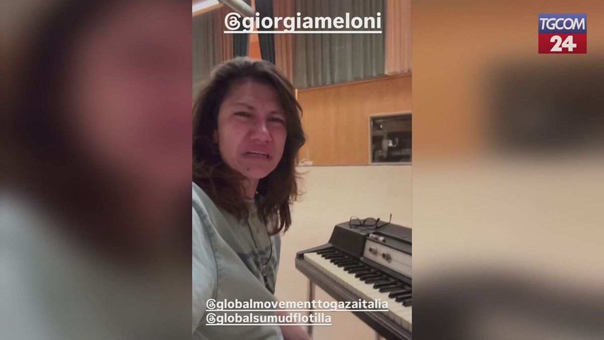 Flotilla, Elisa in lacrime sui social: appello per Gaza