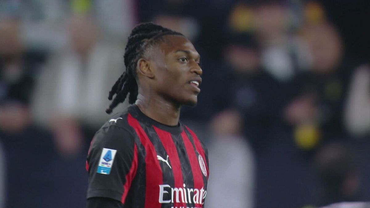 Milan, occhio al caso Leao