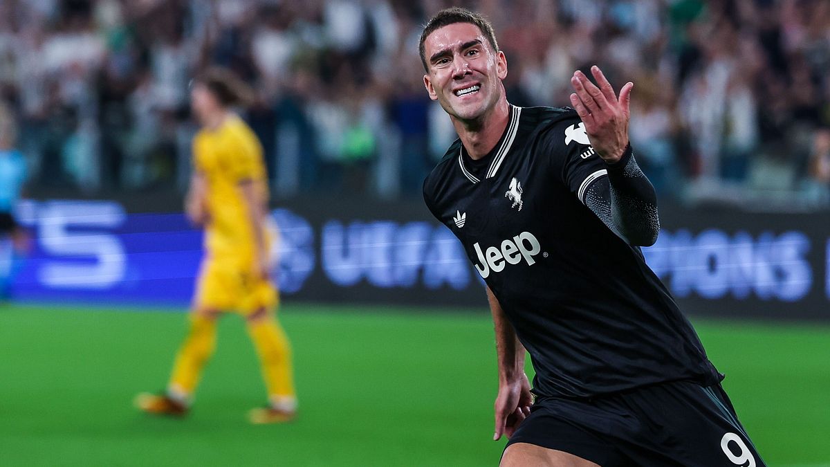 DUSAN VLAHOVIC, 25; JUVENTUS; VdM: 35MLN