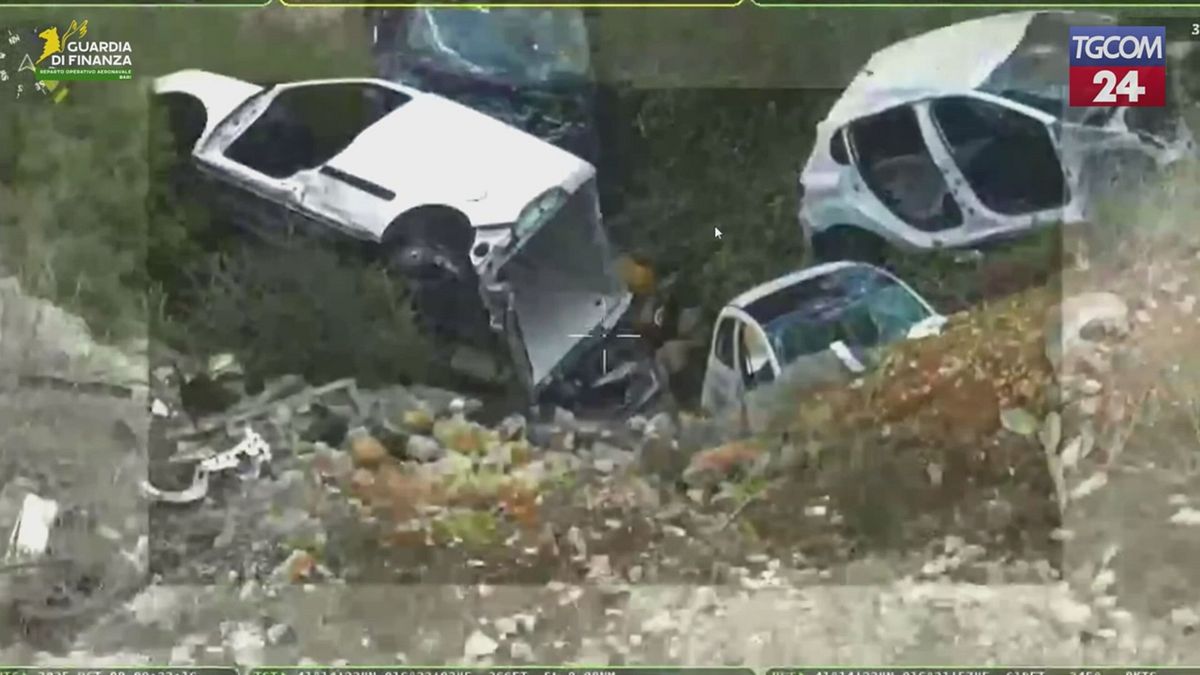 Bari, "auto cannibalizzate": ecco come finisco le vetture rubate