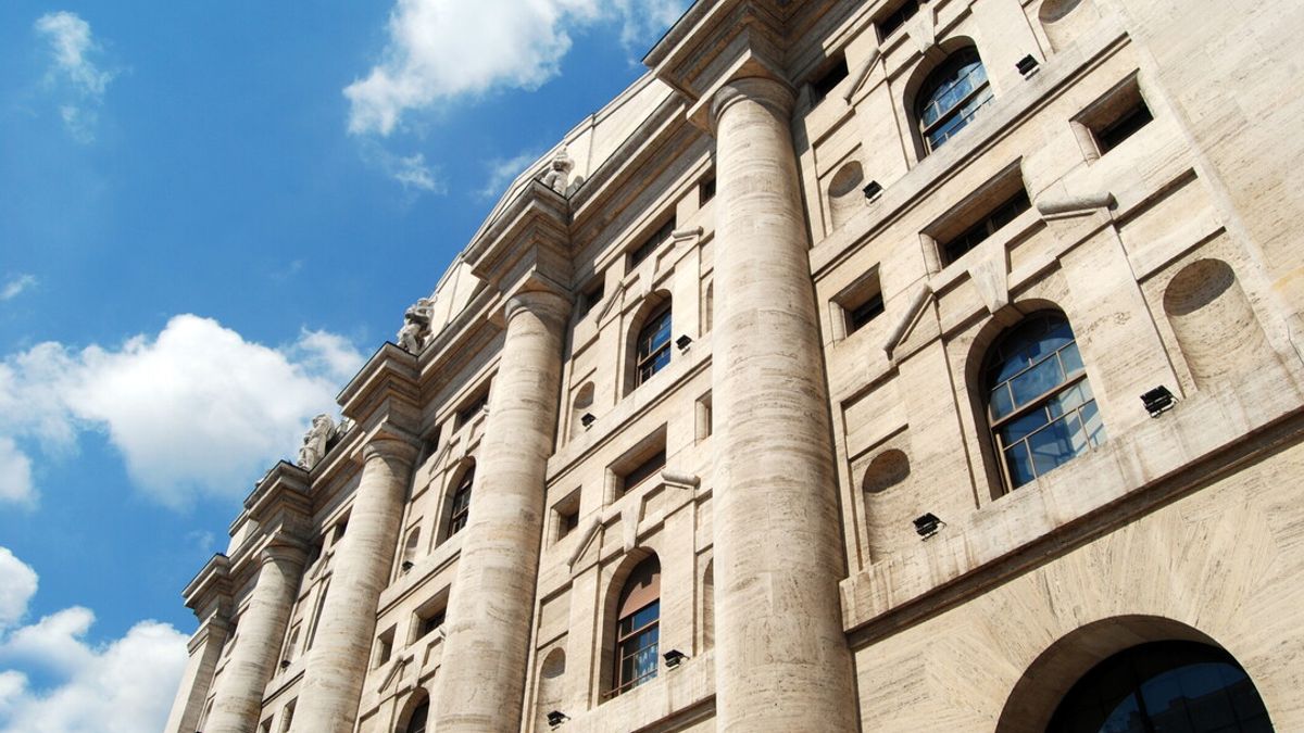Milan - The Borsa Italiana in Business Square