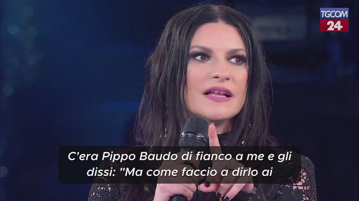Laura Pausini ricorda il primo Sanremo: "Chiesi a Pippo Baudo come dire ai miei genitori che avevo vinto"