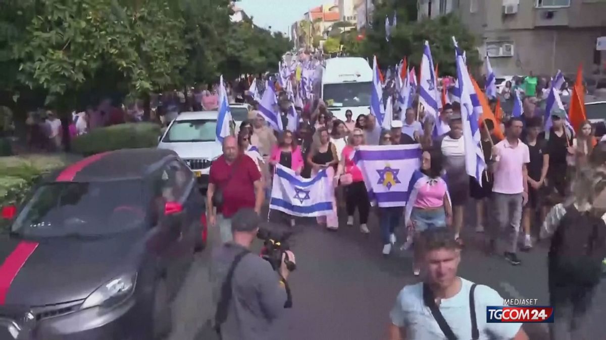18.00 IN ROSA PER INBAR SRV