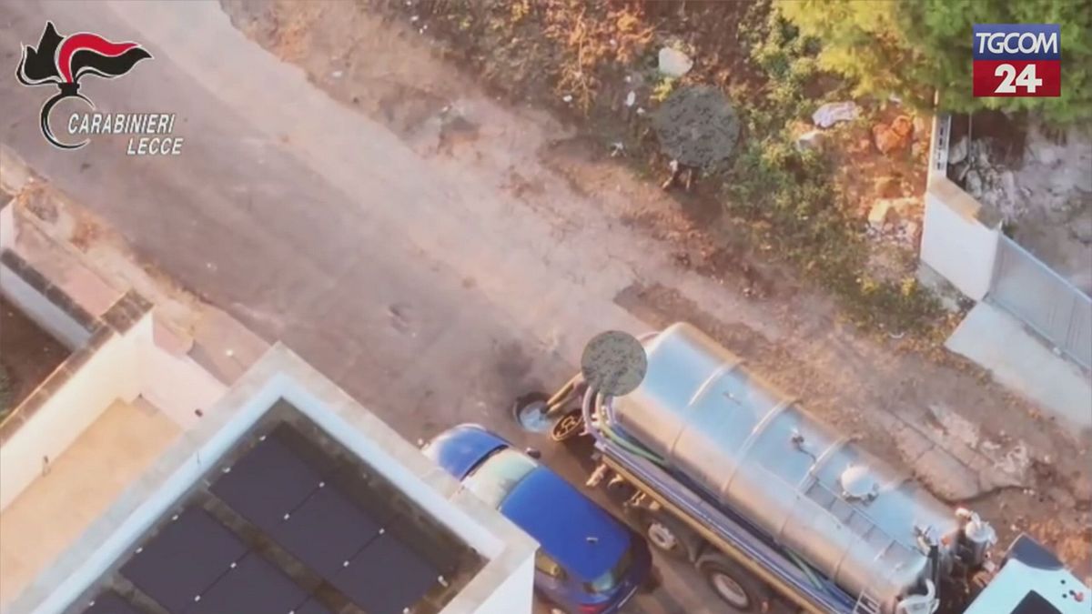 Porto Cesareo, sversava liquami illecitamente nella rete fognaria: incastrato dai droni dei carabinieri