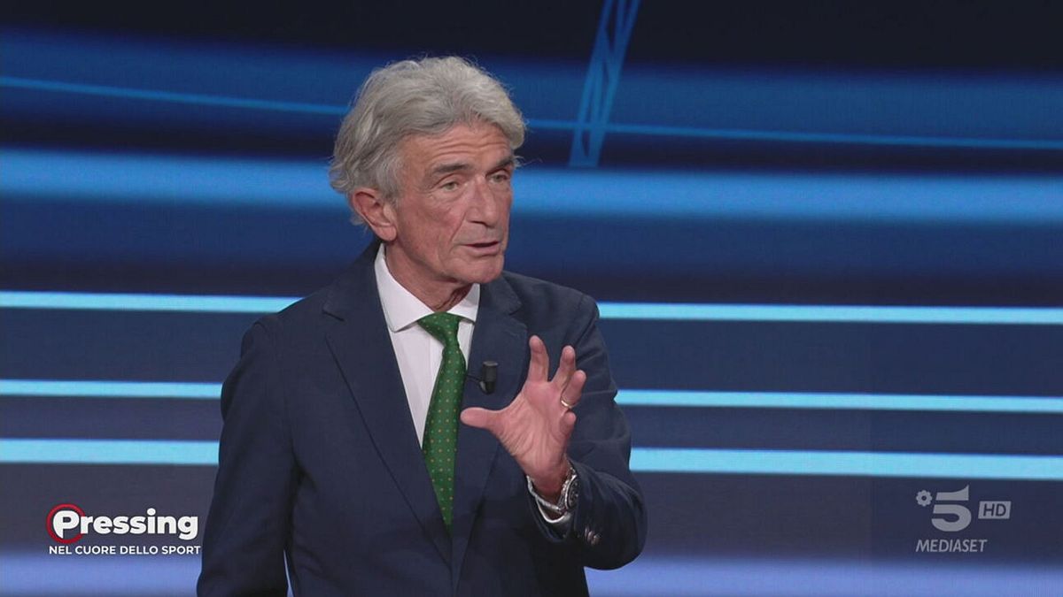 Milan-Roma, l'arbitro Guida dà un calcetto a Saelemaekers. Cesari: "Gesto volontario"