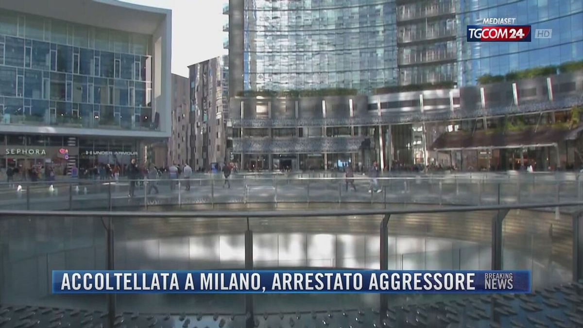 Breaking News delle 21.30 | Accoltellata a Milano, arrestato aggressore
