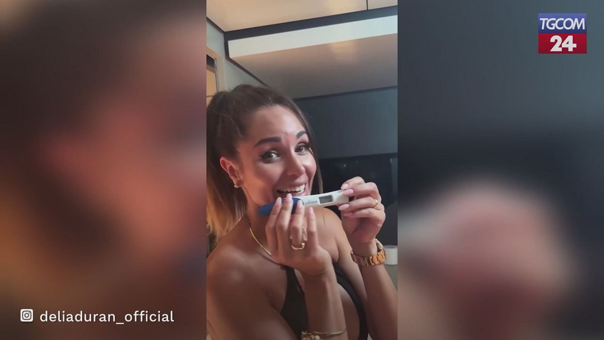 Alex Belli e Delia Duran, l'annuncio più dolce: arriva un bambino