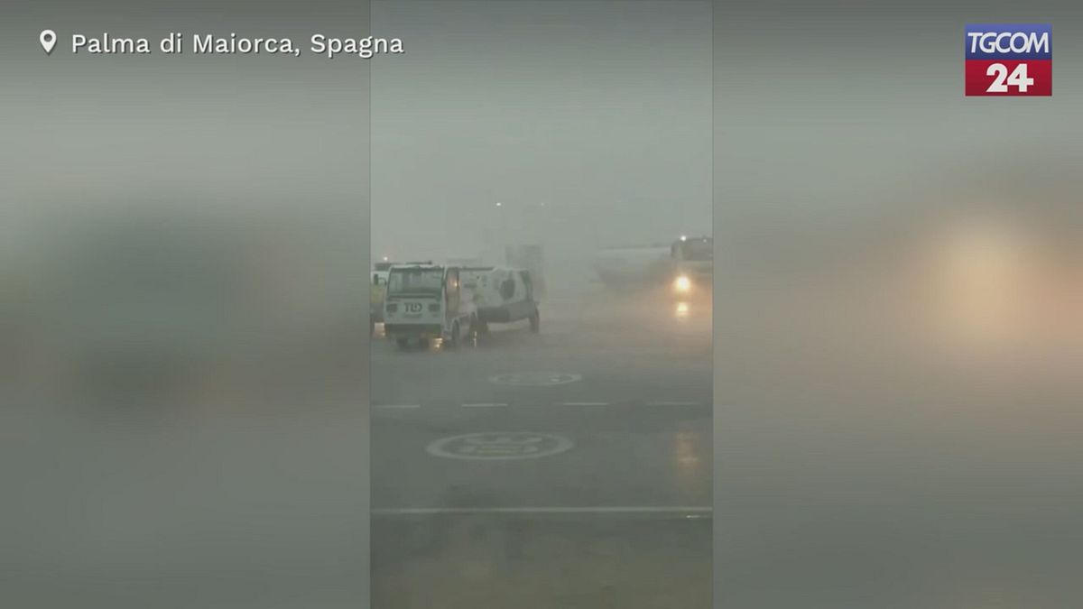 Tempesta sulle Baleari, pioggia e venti forti colpiscono Maiorca