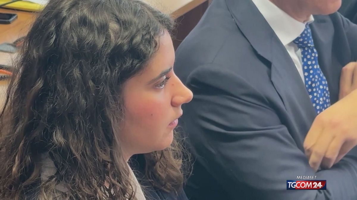 12.00 PETROLINI: "VORREI FARE LA MAESTRA" SRV