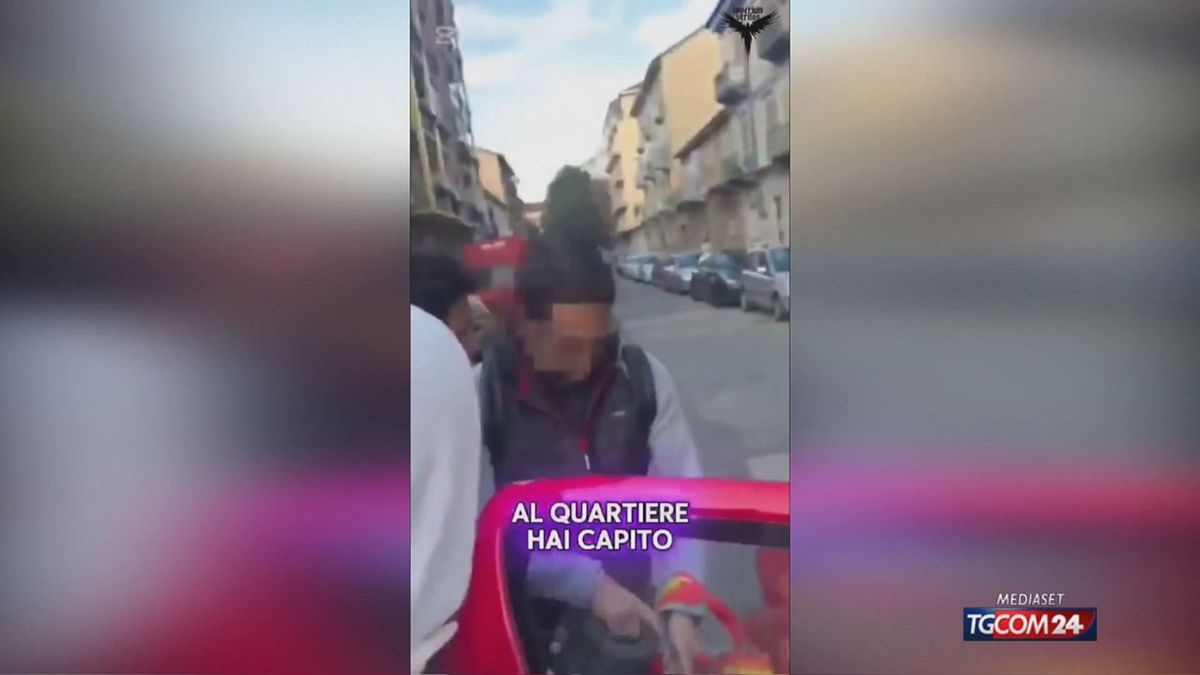 12.15 TORINO, IL PROF E I MARANZA SRV