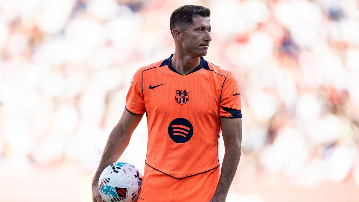 ROBERT LEWANDOWSKI, 37; BARCELLONA; VdM: 10 MLN