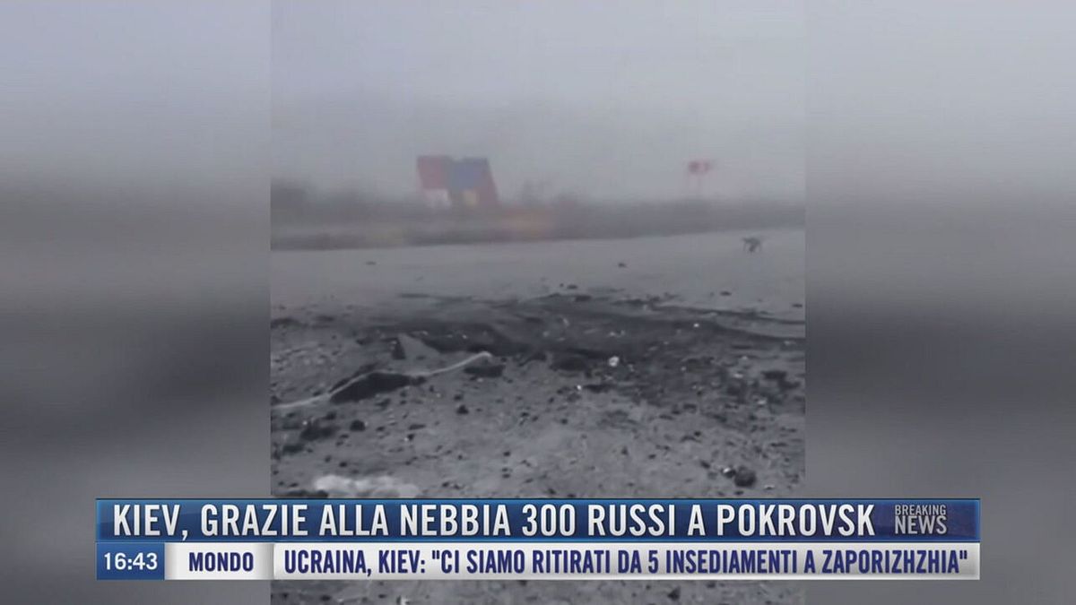 Breaking News delle 16.00 | Kiev, grazie alla nebbia 300 russi a Pokrovsk