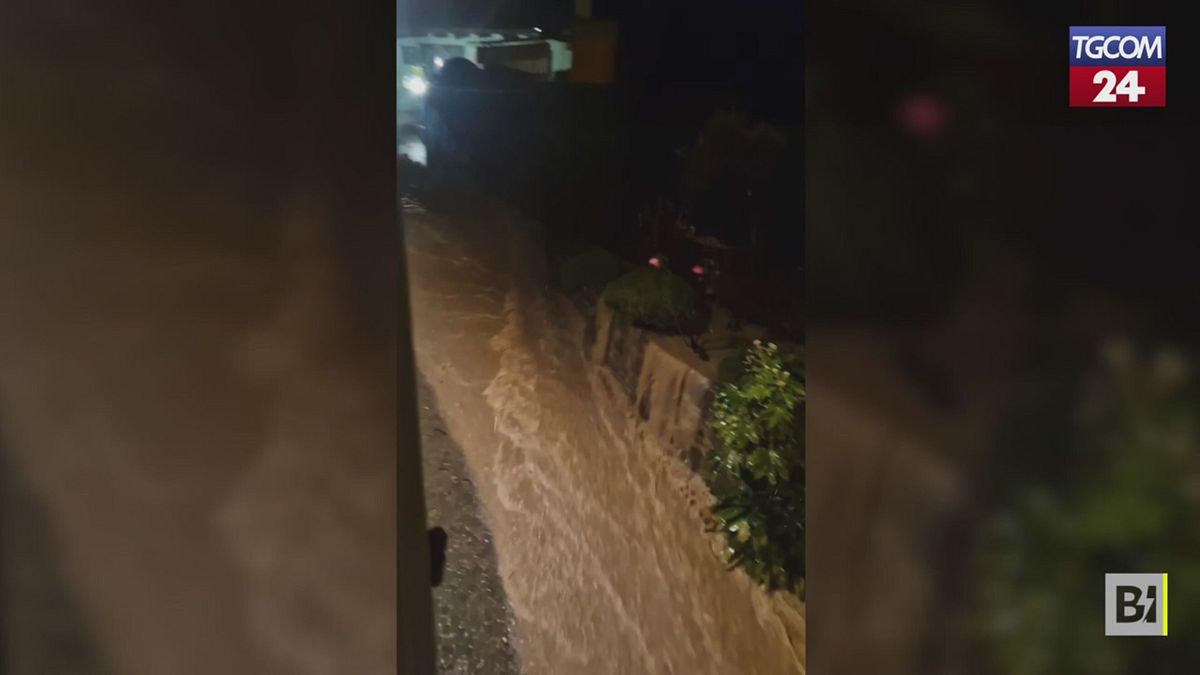 Frana travolge una casa a Cormons: il video girato dall'abitazione prima del crollo