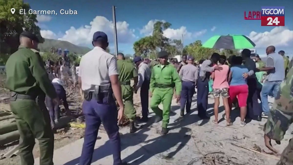Cuba, in migliaia senza elettricità dopo il passaggio dell'uragano Melissa