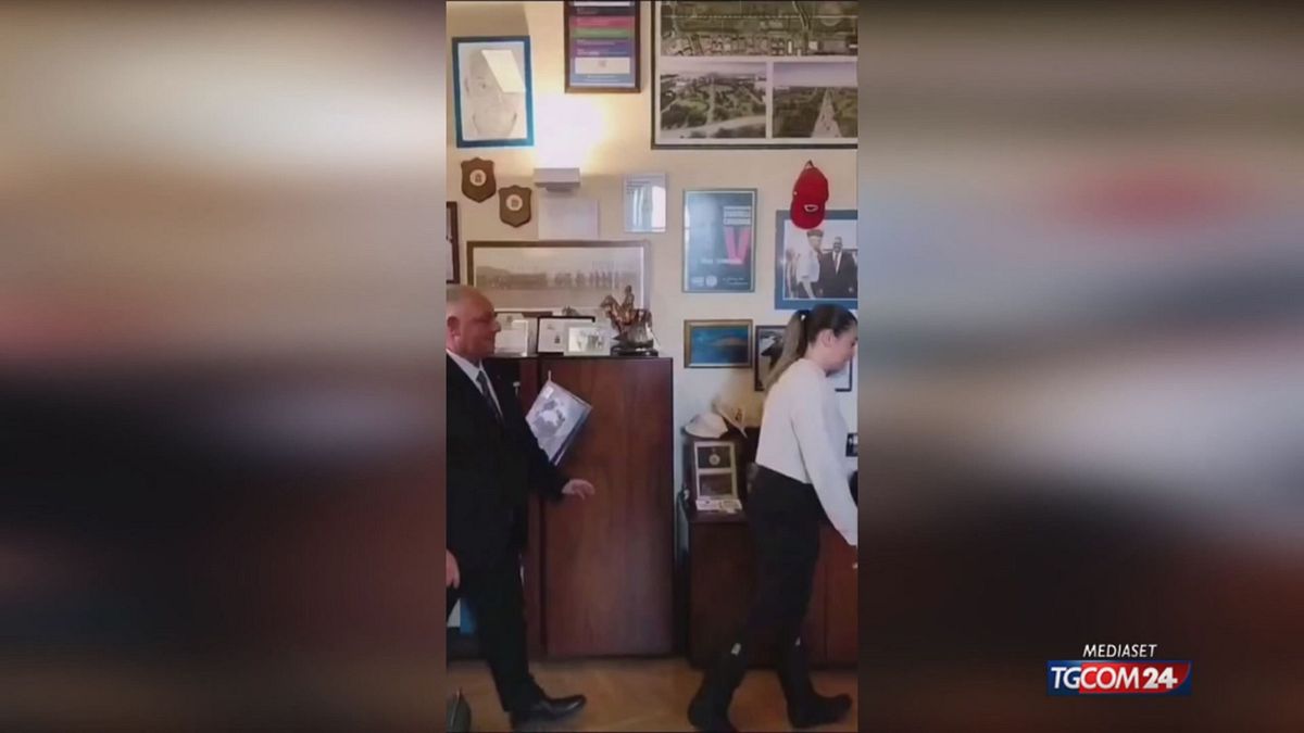 CLIP SINDACO DI GROSSETO VIOLENZA  DONNE X SITO SRV