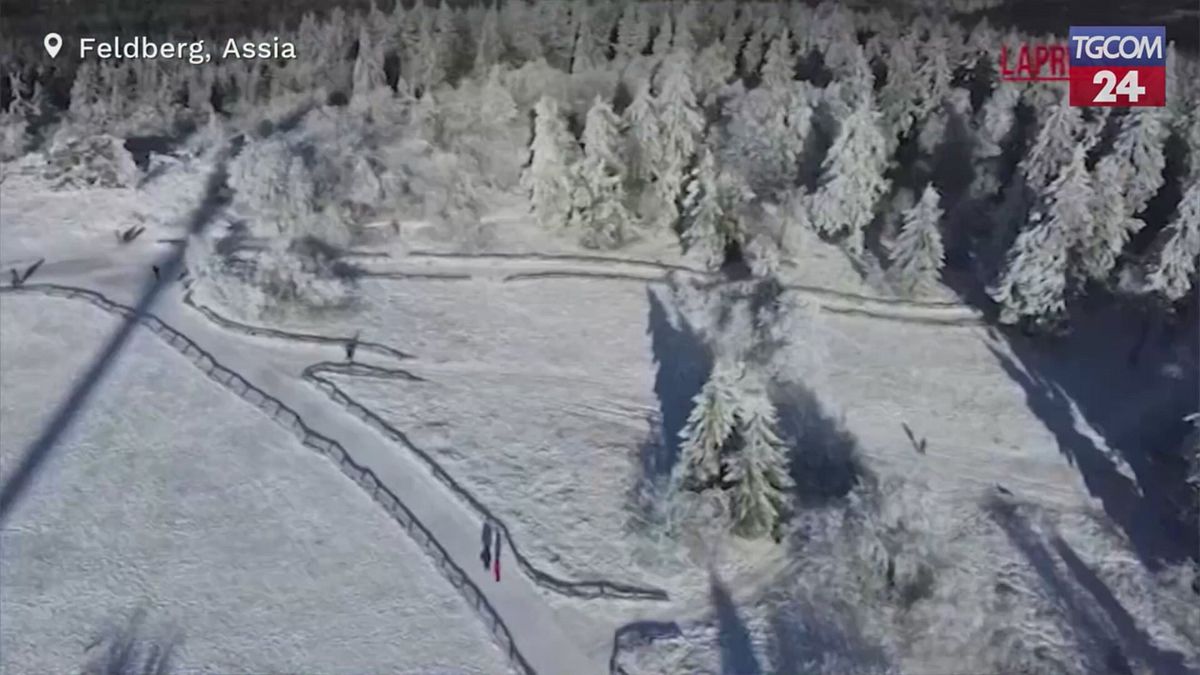 Germania, neve e gelo in Assia: il Feldberg si imbianca con l'arrivo dell'inverno