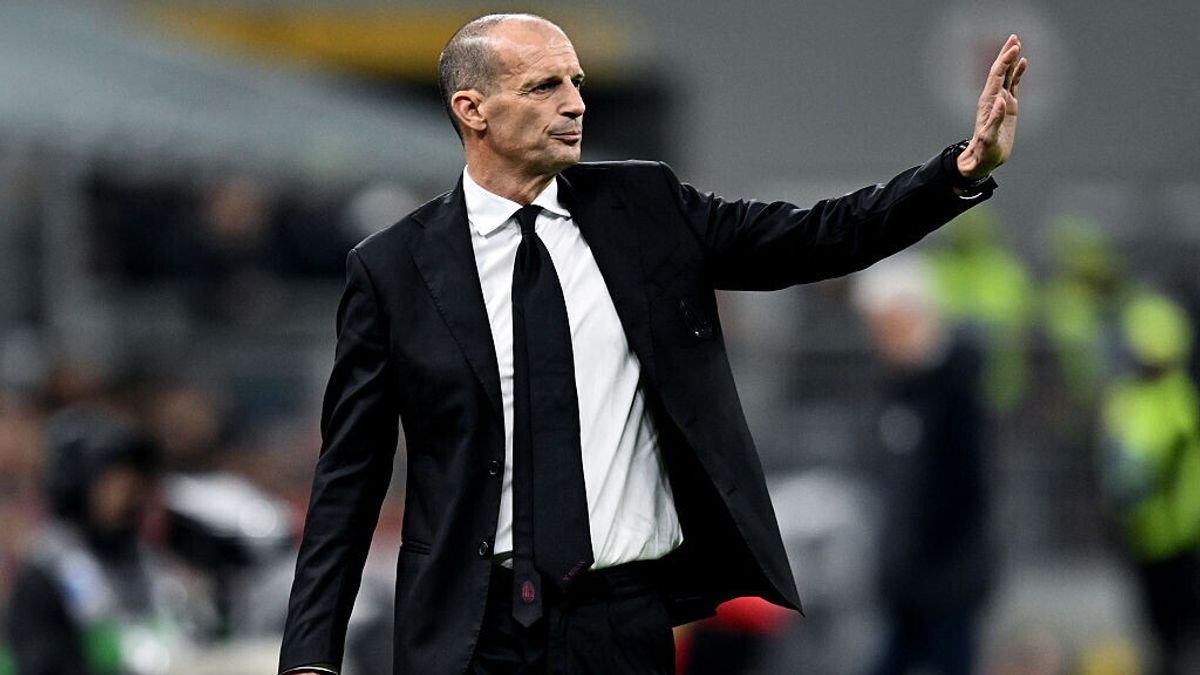 4. Massimiliano Allegri: 1.033 punti