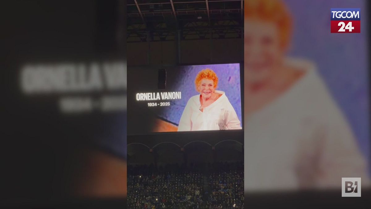 San Siro si ferma per Ornella Vanoni: l'omaggio di Inter e Milan prima del derby