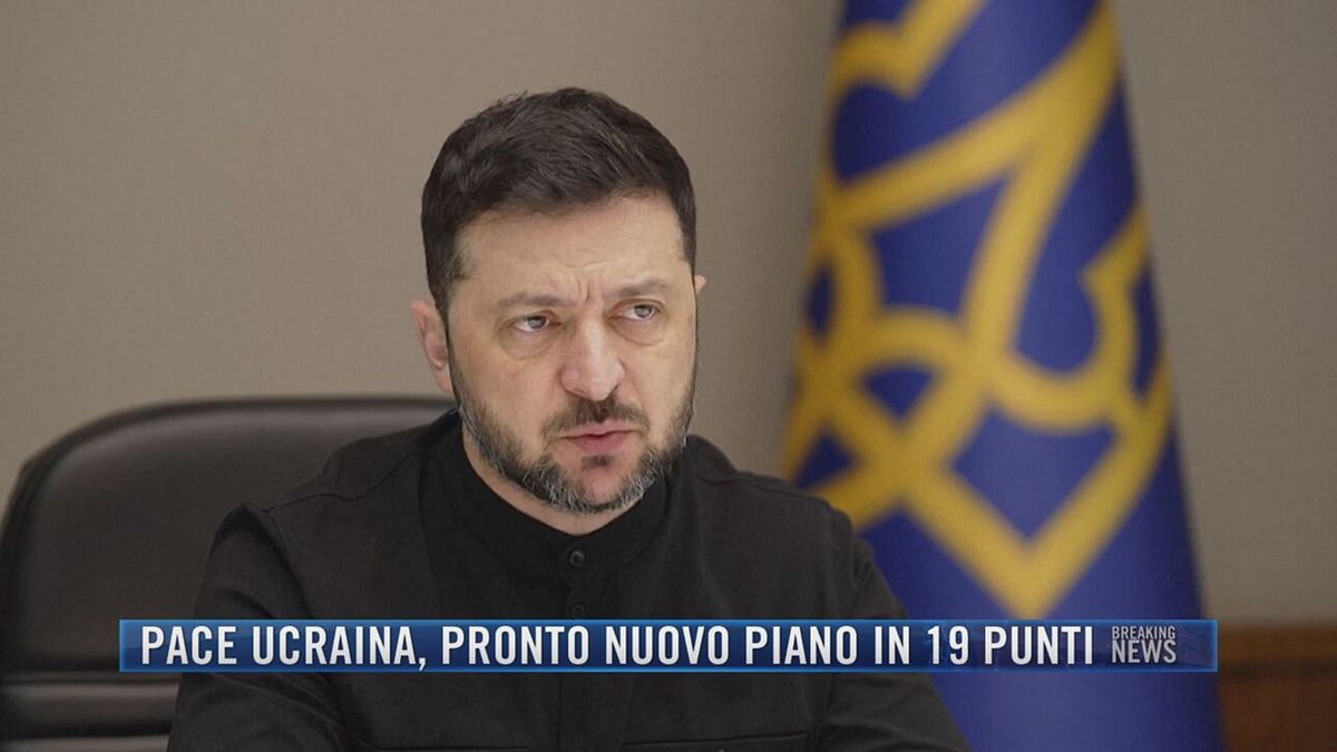 Breaking News delle 21.30 | Pace Ucraina, pronto nuovo piano in 19 punti