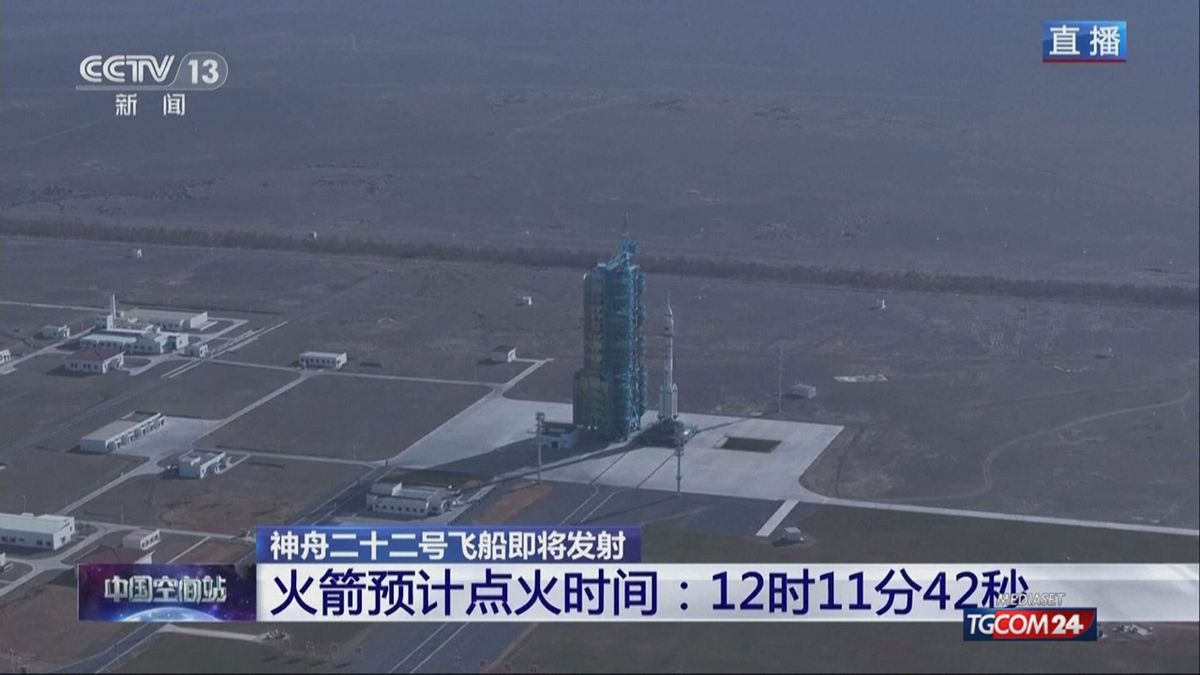 LANCIO NAVICELLA CINA X SITO SRV