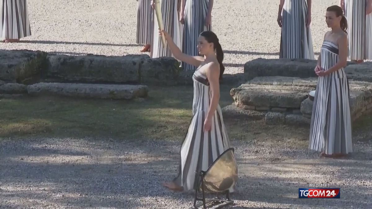 ACCENSIONE FIAMMA OLIMPICA AD OLIMPIA SRV