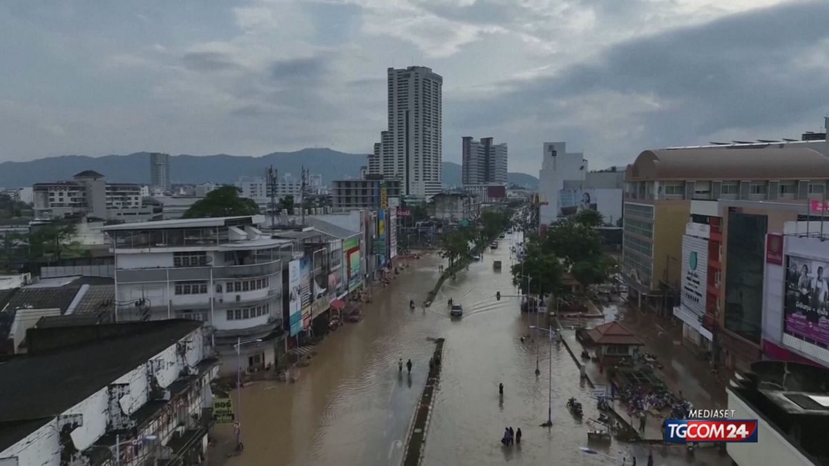 ALLUVIONE THAILANDIA PER SITO SRV