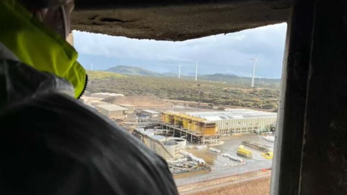 Operaio Portovesme a Tgcom24: "Chiediamo un tavolo ministeriale a Roma"