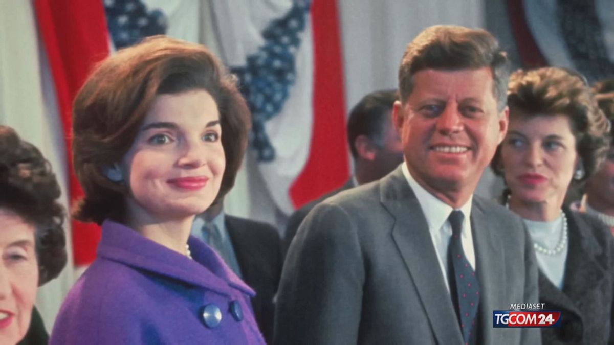 12.00 CAPPOTTO JACKIE KENNEDY SRV