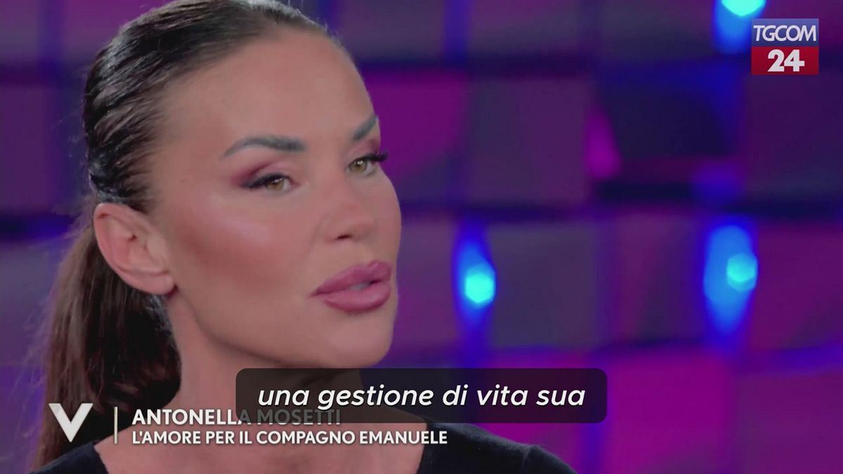 Antonella Mosetti e le piattaforme per adulti: "Il mio compagno non è geloso"
