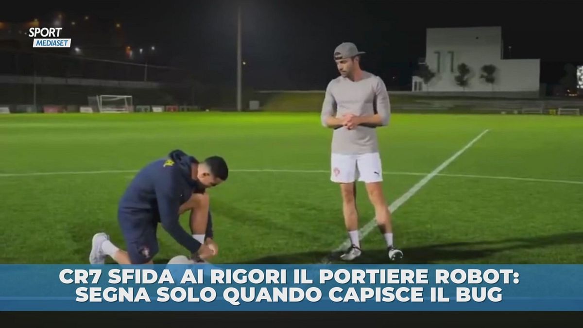 CR7 vs il portiere robot