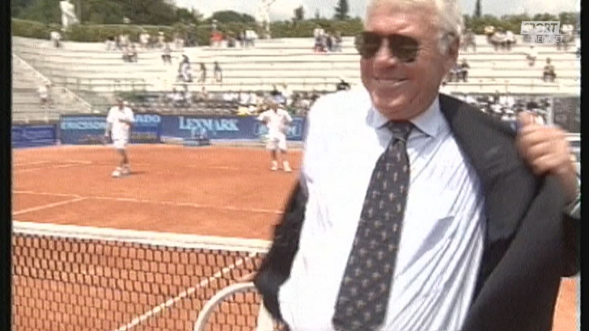 PIETRANGELI BONOLIS SCAMBIO IN CRAVATTA MCH